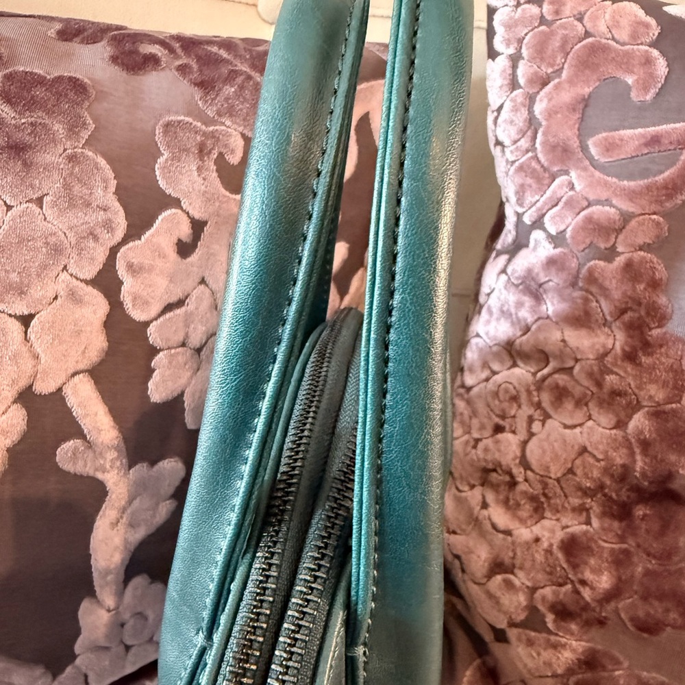 Matt & Nat Teal Dome Satchel - Picture 5 of 10